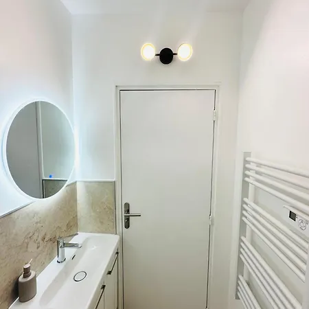 Apartment Premium T2 Centre Ville, 15 Min Futuroscope Poitiers