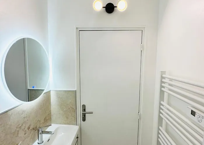 Apartment Premium T2 Centre Ville, 15 Min Futuroscope Poitiers